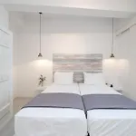 Apartment Flisvos