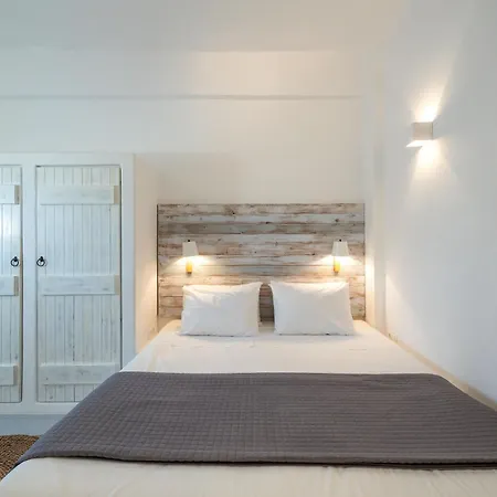 Apartment Flisvos *